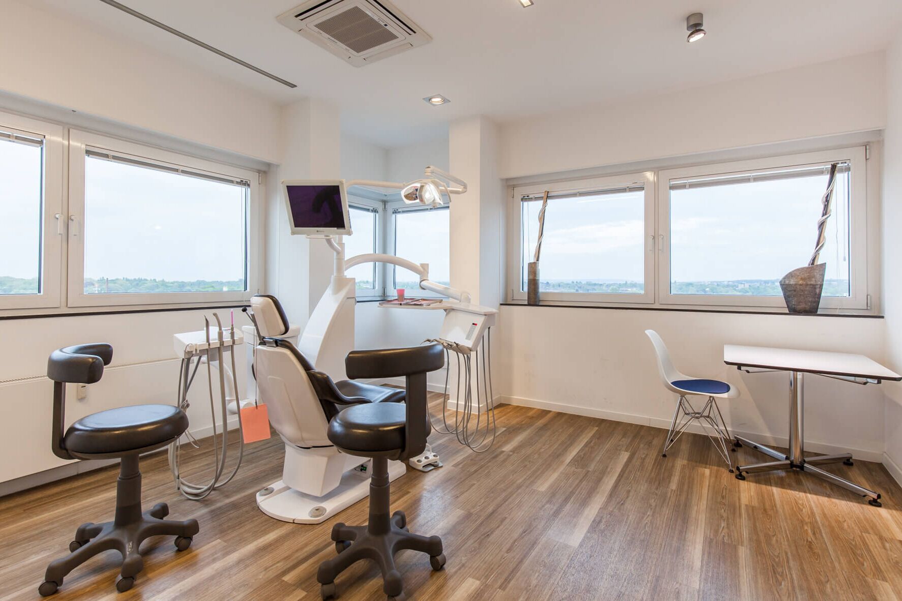 Zahnmedizin auf höchstem Niveau dental.ruhr Zahnarzt Bochum